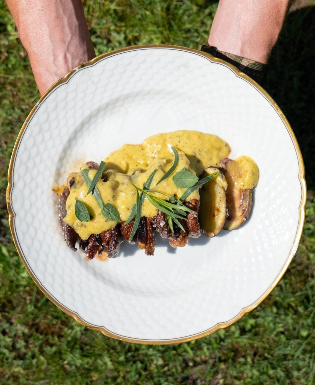 Thomas Rode Andersen Stegt kyllingebryst med pandesauce | Opskrift fra Thomas Rode
